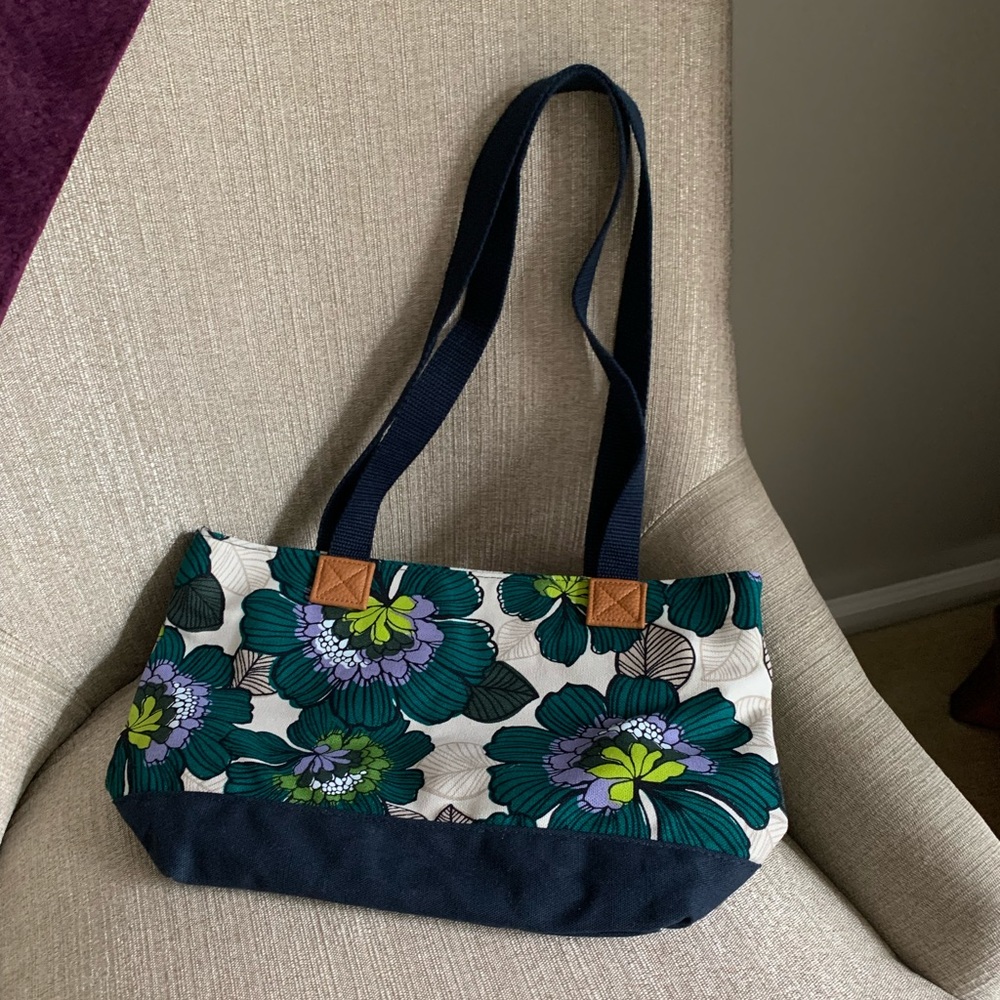 Thirty one floral canvas shoulder bag